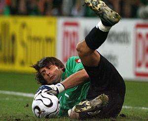 Шовковському зроблено операцію в Німеччині