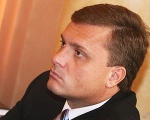 Азаров и Литвин сорвали отпуск Януковича