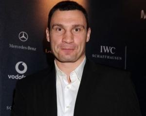 Віталій Кличко вийде на ринг 16 жовтня