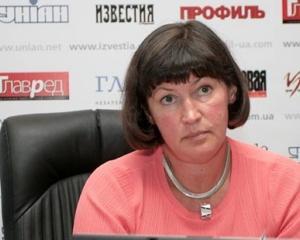 Янукович требует облагать налогом недвижимость