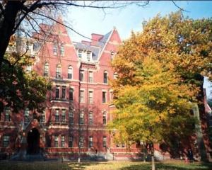 Гарвард 8-й раз поспіль назвали кращим університетом світу