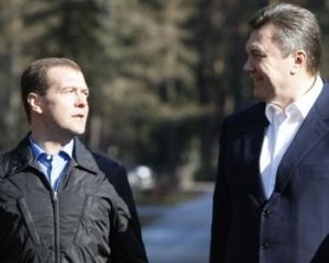 Медведев приедет в Украину в следующем месяце