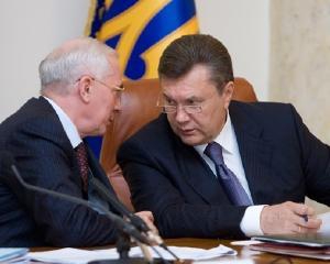 Азаров и Янукович готовятся уволить пятерых министров - СМИ