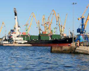 На Філіппінах пограбували судно з українцями