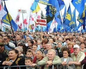 До Києва під Верховну Раду не пустили 10 тисяч людей - Турчинов 
