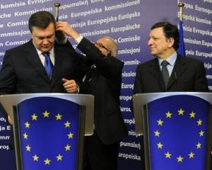 Янукович розповів Баррозу про свої реформи в Україні
