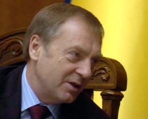 У Азарова знають, як захистити Україну від авторитаризму