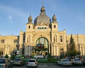 Во Львове второй раз за неделю "заминировали" главный вокзал
