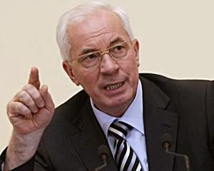 Азаров говорит, что "харьковские соглашения" вдохнули жизнь в Украину
