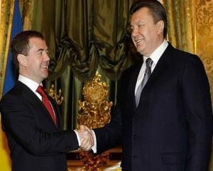 Янукович запропонував Медведєву включитися в підготовку до Євро-2012