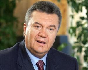 Янукович обещает рассекретить архивы по Голодомору