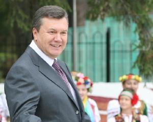 Янукович прорвался в заблокированную Раду