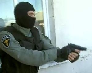 В Бердянске налоговики стреляли в безоружных рабочих (ВИДЕО)