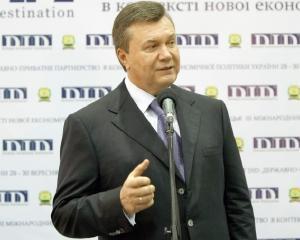 Янукович оговорился по Фрейду: перепутал футбол и выборы