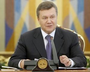 Янукович дал Табачнику еще одну должность