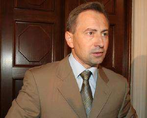 Томенко натякнув, що Азаров знищує парламент