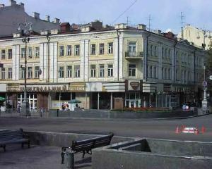 Київський Центральний гастроном стане 9-поверховим
