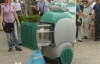 В итальянском городке обязанности дворника исполняет робот (ВИДЕО)