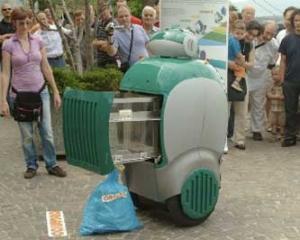 В італійському містечку обов&amp;#039;язки двірника виконує робот (ВІДЕО)