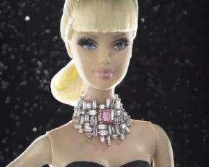 Найдорожча в світі лялька Barbie коштує півмільйона доларів (ВІДЕО)