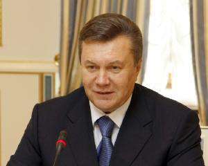 Янукович приказал Азарову отменить &amp;quot;поборы&amp;quot; со студентов