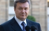 Янукович не знає, що його обличчям агітують