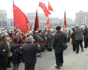 Коммунисты пообещали не нападать на марш УПА в Киеве