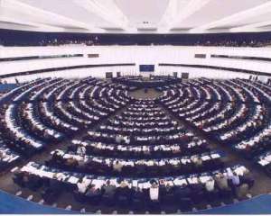Европарламент решил подождать с украинским вопросом