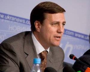 Янукович заграє зі своїми обіцянками чесних виборів - Катеринчук