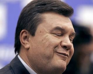 Янукович открыл секрет своей формы