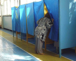 На Донеччині зняли з виборів єдиного мера, який не є членом Партії регіонів