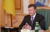 Янукович просит наблюдателей рассказывать ему о притеснениях свободы слова