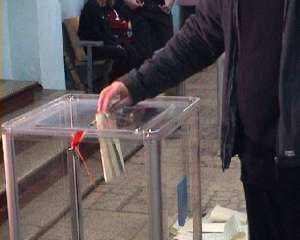На Закарпатье в день выборов зарегистрировали кандидата от &amp;quot;регионалов&amp;quot;