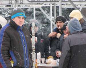 В Луганске и Николаеве устроили карусели с пьяными &amp;quot;сторонниками&amp;quot; ПР