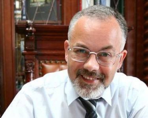 Табачник не дасть на конкурс з української мови ні копійки