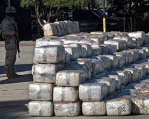 У підземному тунелі між США та Мексикою знайшли 20 тонн марихуани