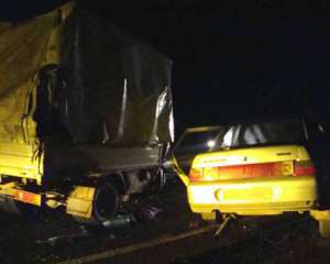 Из-за невнимательности водителя под Харьковом погибли три человека