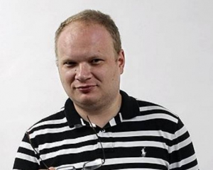 У Москві побили журналіста, який висвітлював діяльність Медведєва