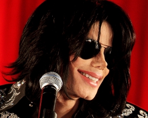Рідні Майкла Джексона не впізнали його голос в новому альбомі