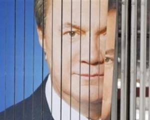 На Западе Партию регионов любят больше, чем Януковича