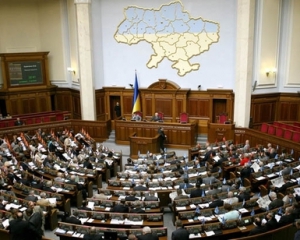 Нардепи невтомно працюватимуть до 22:00 над податковим кодексом