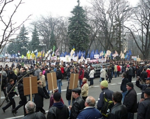 Предприниматели напомнили Януковичу об обещаниях и &amp;quot;атакуют&amp;quot; Раду