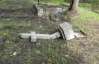В Бердичеве вандалы разбили десятки надгробий на кладбище