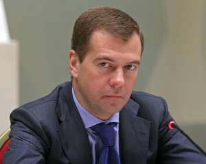 Принятие Украины в НАТО разрушит Европу - Медведев
