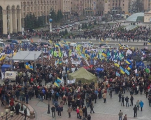 Суд запретил митинговать в центре Киева до 3 декабря