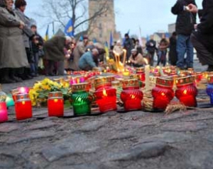 Близько тисячі людей у Івано-Франківську згадали жертв Голодомору