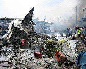 В Пакистане разбился самолет с семью украинцами