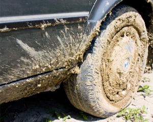 В Сумах будут наказывать за грязные колеса машин