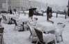 Европу завалило снегом: парализованы аэропорты, отменены занятия в школах