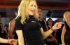 Мадонна станцевала для посетителей своего фитнес-клуба (ФОТО)